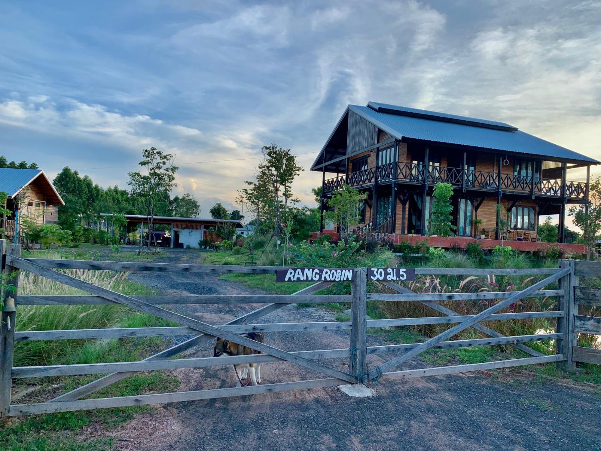 Rang Robin Farmstay For 4 With Pool Ban Wang Muang Exterior photo